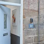 Host & Stay - Abbey Nook